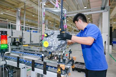 聚焦客戶價值 采埃孚杭州工廠順利投產800伏電驅系統